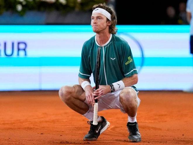 要求车手连 要求车手连